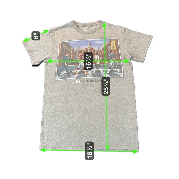 Boston Sports The Blue Line T-Shirt Small Brady Gronk Edelman Belichick NFL - Picture 4 of 5